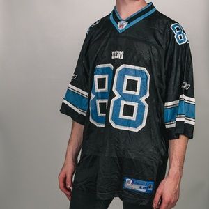 DETROIT LIONS FOOTBALL JERSEY